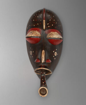 front view of mikwebe mask from congo