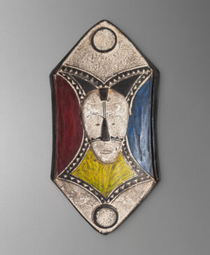 front view of war shield mask from gabon